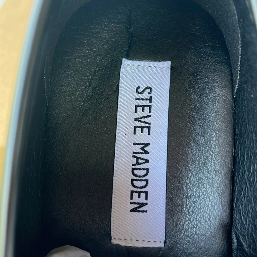 Steve Madden Ladies Loafers - Picture 4 of 10